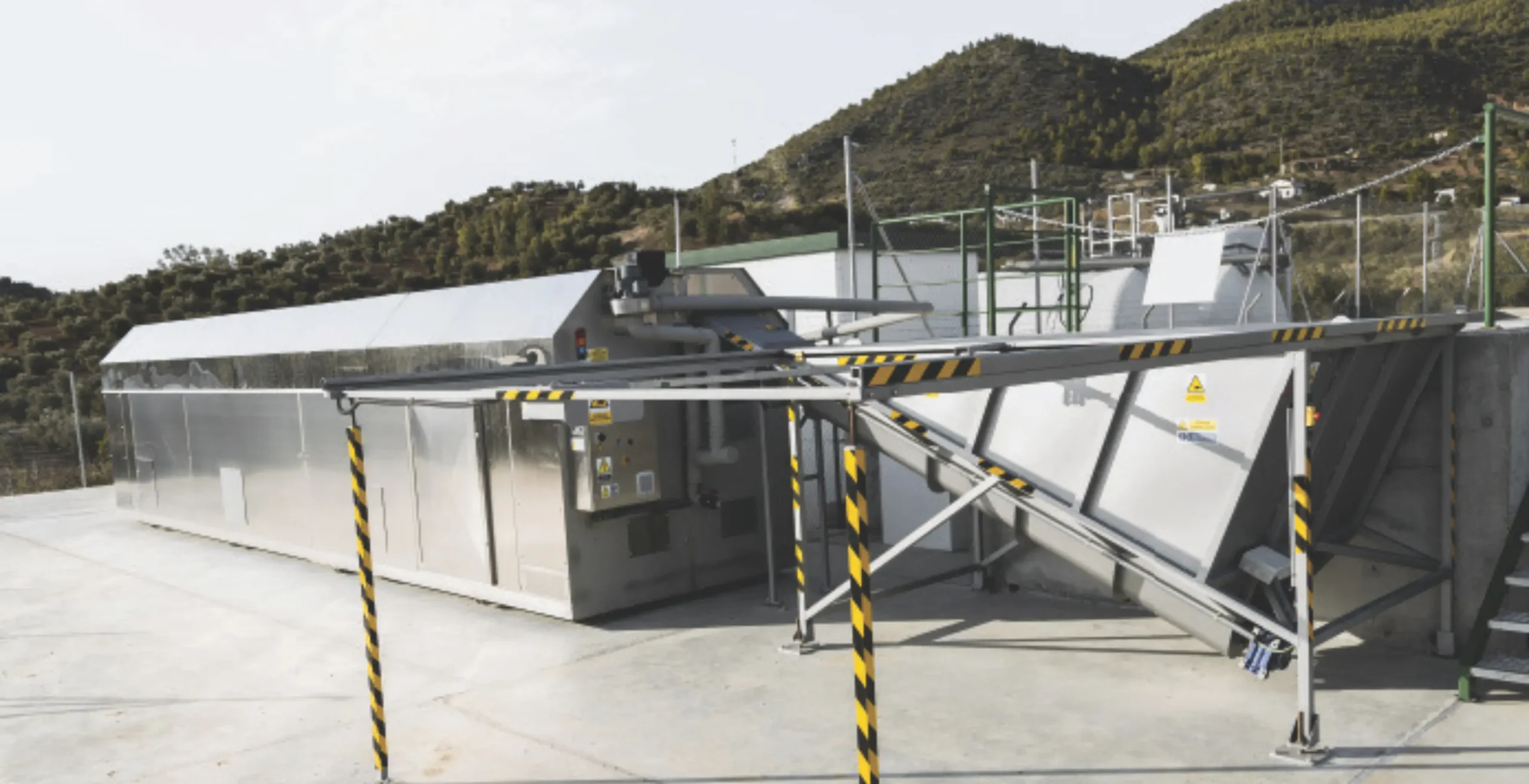 Composter cu cilindru rotativ